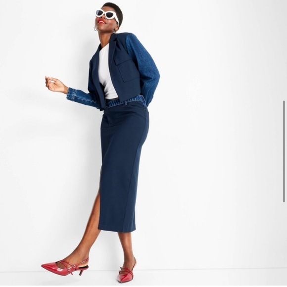 Contrasting Denim Cropped Blazer - Future Collective Navy Blue - Picture 3 of 7